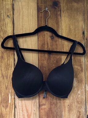 Victoria’s Secret Body by Victoria Perfect Shape Push Up Bra Black 34DD